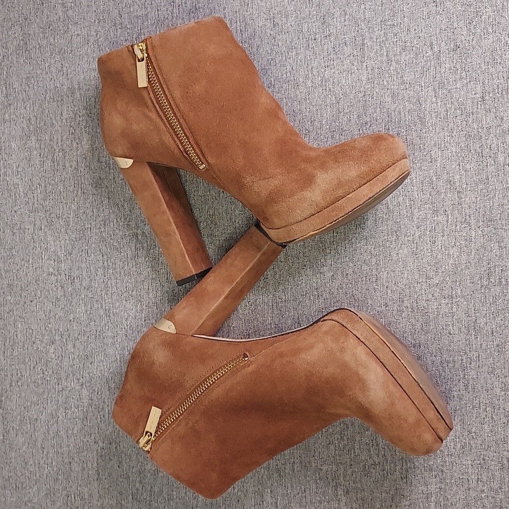 Michael Kors Haven Tan Suede Zip-Up Ankle Bootie Heels Size 9.5 - Picture 3 of 13